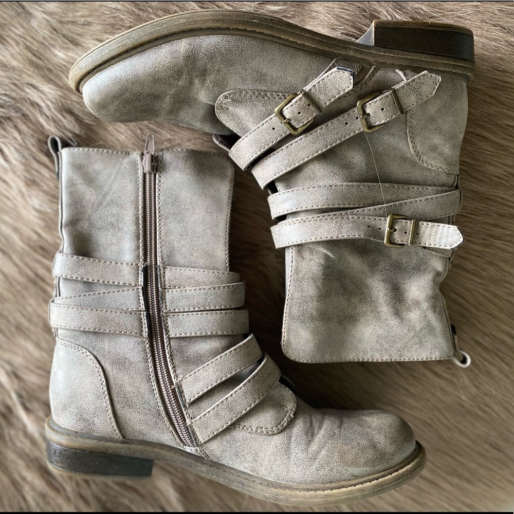 Olsenboye Strappy Boot size 8